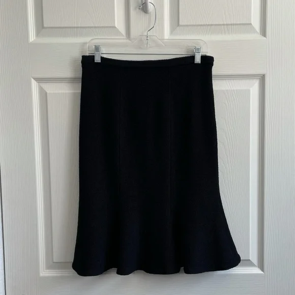 ST. JOHN COUTURE Santana knit skirt